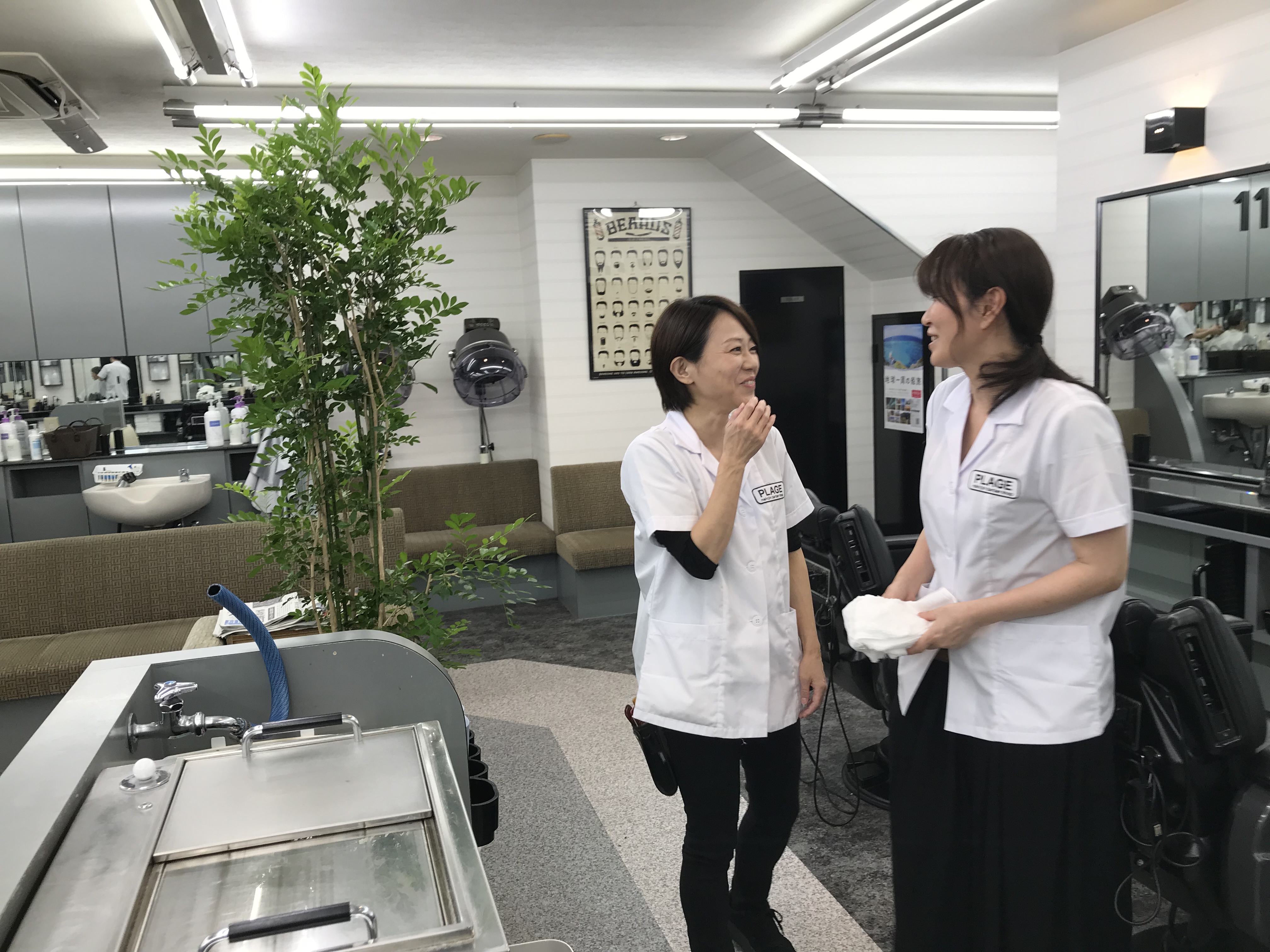 理容プラージュ西新店について スタッフ紹介や店舗概要など 理容プラージュ西新店について スタッフ紹介や店舗概要など